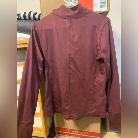 Maroon Running jacket - Picture 2 of 3